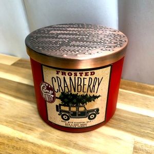 Frosted Cranberry Bath & Body Works 3-Wick Candle